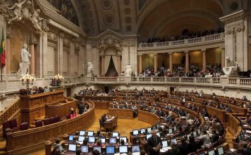 Parlamento debate 2.ª e 3.ª feira proposta com aprovação garantida na generalidade