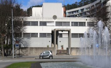 Mulher detida em Guimarães após ameaçar e insultar agentes da PSP