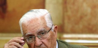 Morreu o antigo ministro Álvaro Barreto