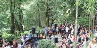 Festival “Vai-m’à Banda” regressa às tascas vimaranenses com Bonga, Fumo Ninja e Tomás Wallenstein