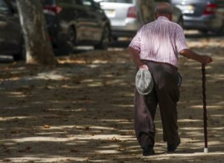 Pensionistas da Caixa Geral de Aposentações recebem hoje pensão com o aumento de 3,57%