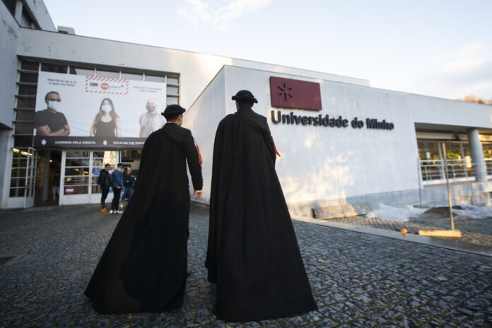 Universidade Minho