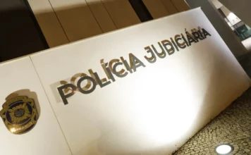 Casal de idosos assaltado à mão armada ao chegar a casa em Vila do Conde