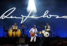 Noite Branca de Braga celebra-se com música, e nem a chuva travou multidão