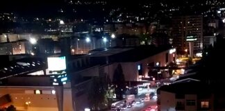 Trânsito dificulta combate a incêndio em apartamento na Praça do Bocage, em Braga