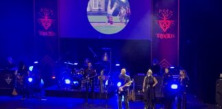 Tributus emociona Forum Braga com tributo vibrante a Pink Floyd