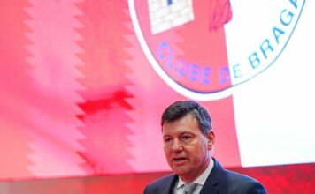 Presidente da mesa da AG do SC Braga acusa PSP de censura na polémica da tarja