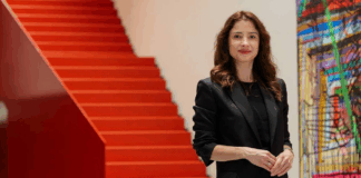 DST financia doutoramento de trabalhadora e defende ciência como motor para melhores salários