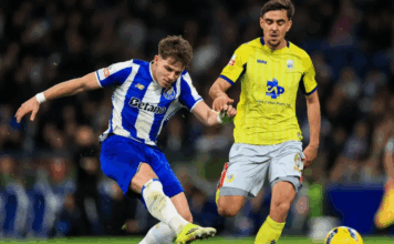 FC Porto supera Arouca com dois golos nos descontos e mantém liderança da I Liga