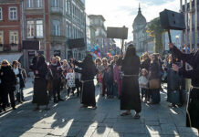 Farricocos voltam a ecoar pelas ruas de Braga na Quinta-Feira Santa