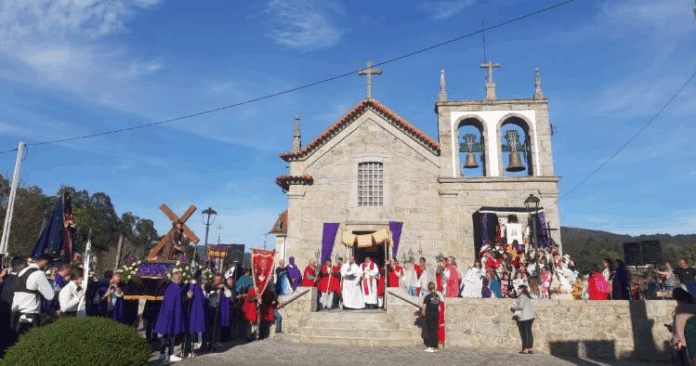 Procissão do Senhor dos Passos em FISCAL - Amares