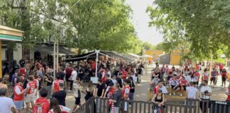 Onda vermelha invade Sevilha: adeptos do SC Braga fazem a festa antes do duelo europeu