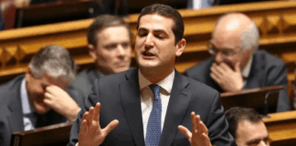 Lucky Luke, Speedy González, Cebolinha e Peter Pan entram no debate político no Parlamento