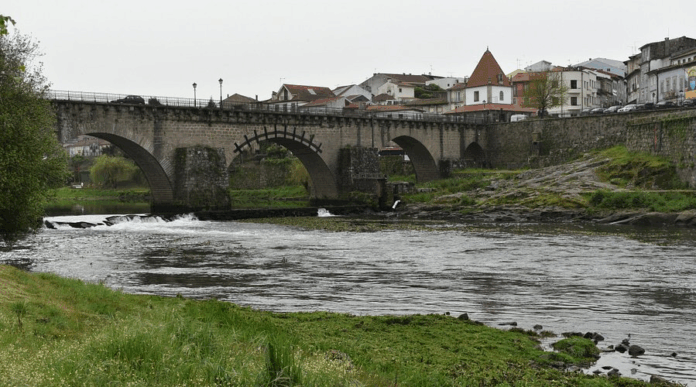 Ponte de Barcelinhos