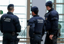 Homem em fuga após tiroteio mortal no centro de Barcelona