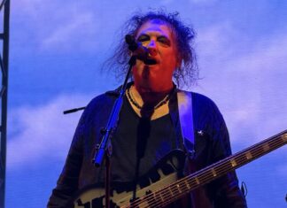 The Cure emocionam milhares no North Festival com concerto memorável de duas horas e meia