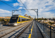 Transportes públicos passam a ser gratuitos para residentes no Porto