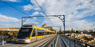 Transportes públicos passam a ser gratuitos para residentes no Porto
