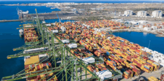 PJ interceta porta-contentores suspeito de transportar cocaína no Porto de Sines