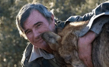 Morreu o “menino-lobo” que viveu 12 anos entre animais selvagens