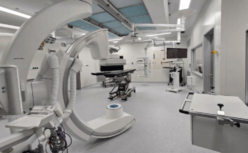 Hospital de Braga investe 2,4 milhões na primeira sala híbrida do bloco operatório no Norte