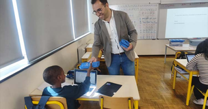 São Victor recebe o novo ano escolar com oferta de kits aos alunos do 1.º ciclo