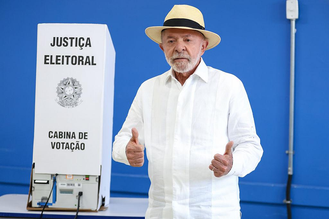 Lula derrota Flávio Bolsonaro e conquista quarto mandato como Presidente do Brasil
