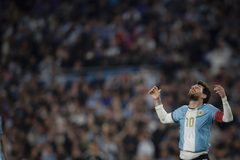 Messi despede-se da Argentina com golo, duas assistências e uma noite de emoção